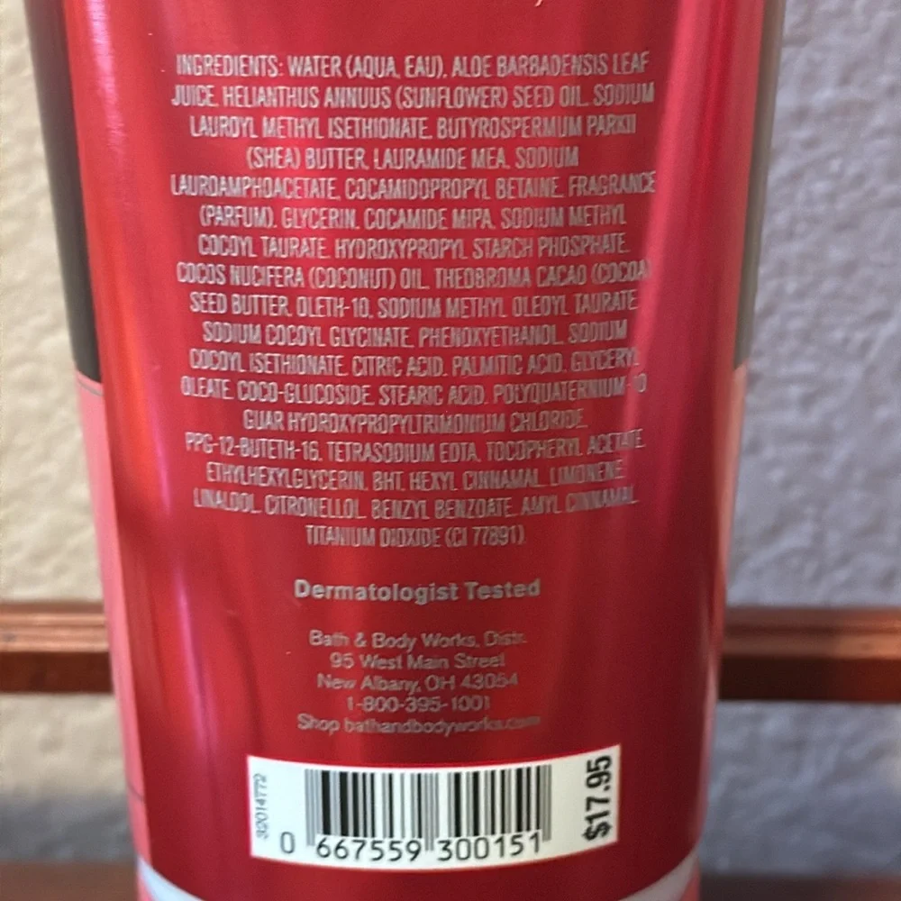 Bath & Body Works Winter Candy Apple Moisturizing Body Wash 2 Tubes